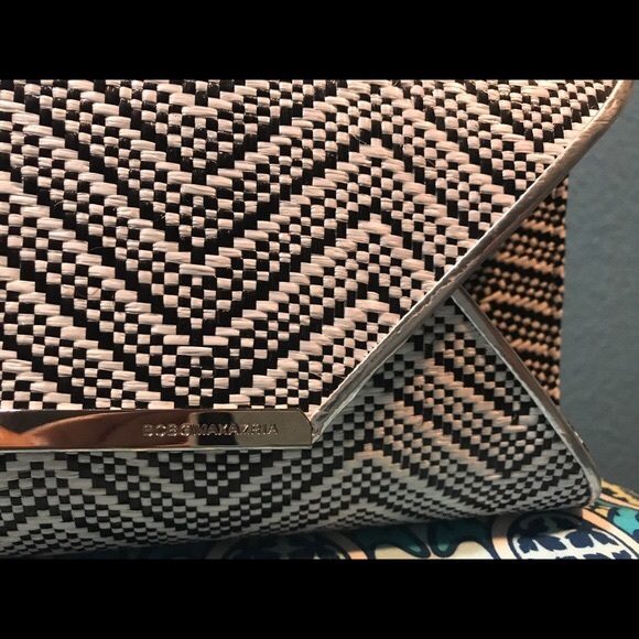 NWT! BCBG Max Azria Gorgeous Black & White Clutch - Picture 2 of 5